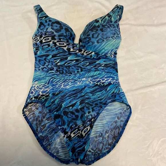 Miraclesuit Blue One Piece Swimsuit with V-Neckline and Ruched Bodice - Picture 2 of 15